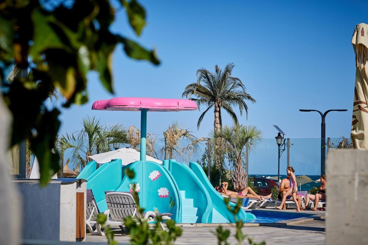 Fanta Sea Apartament Spa N Pool Beach Resort Navodari Dış mekan fotoğraf